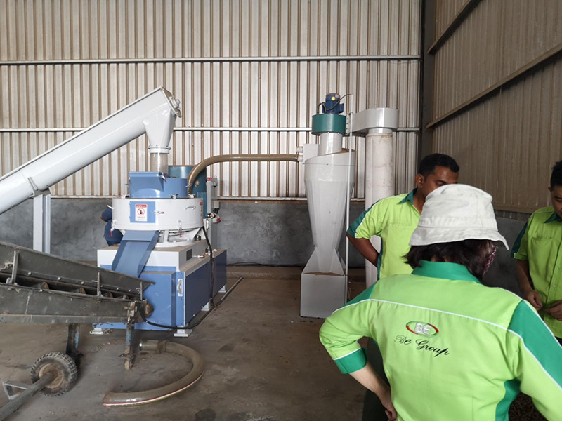 vertical biomass pellet mill-3
